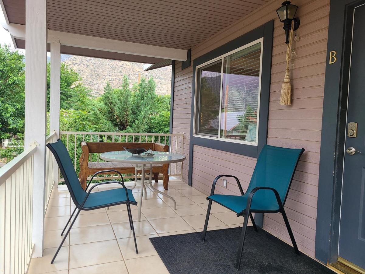 Sacred Mtn River Suites Kernville Esterno foto
