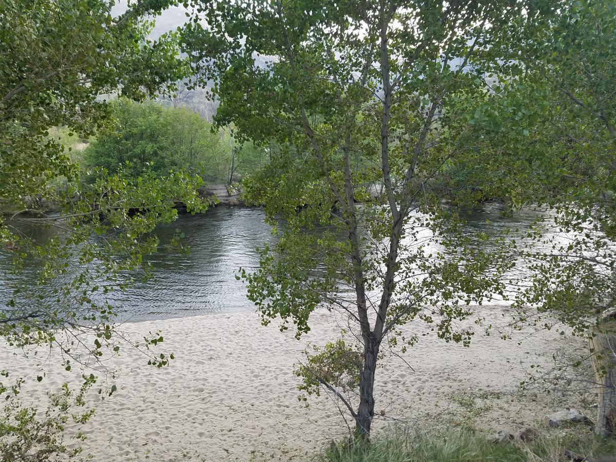Sacred Mtn River Suites Kernville Esterno foto