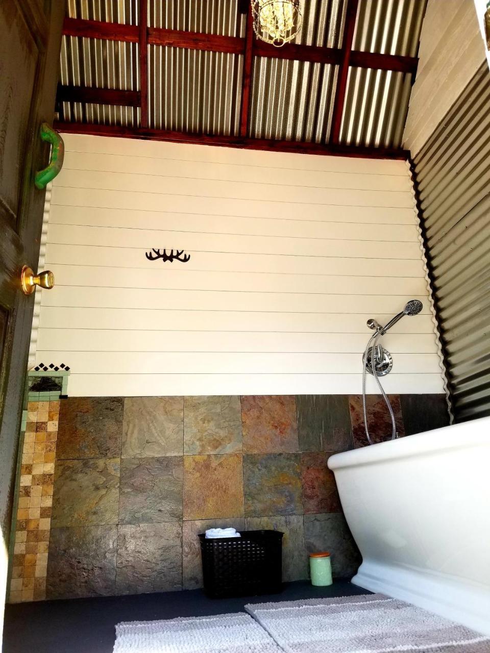 Sacred Mtn River Suites Kernville Esterno foto