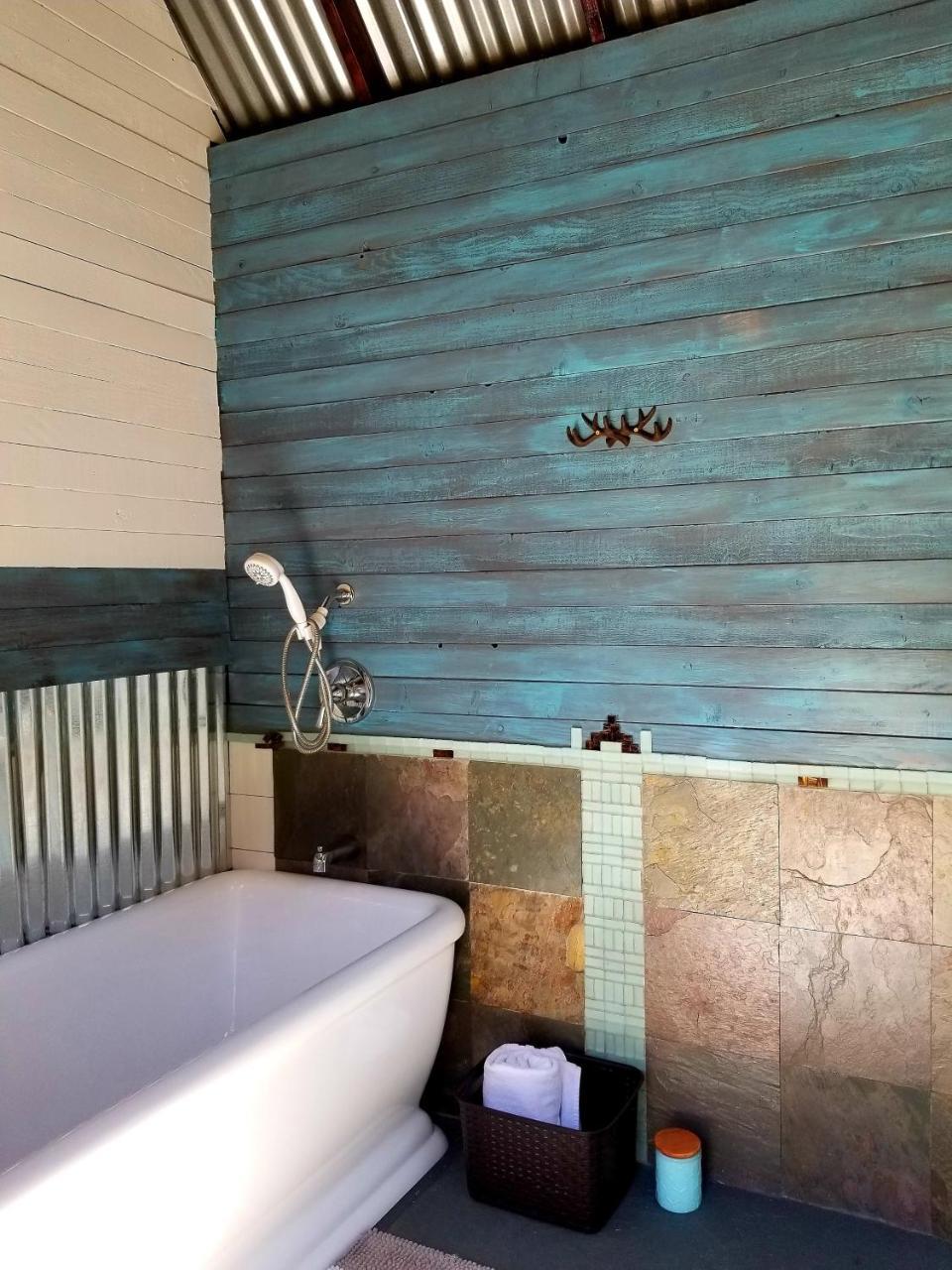 Sacred Mtn River Suites Kernville Esterno foto