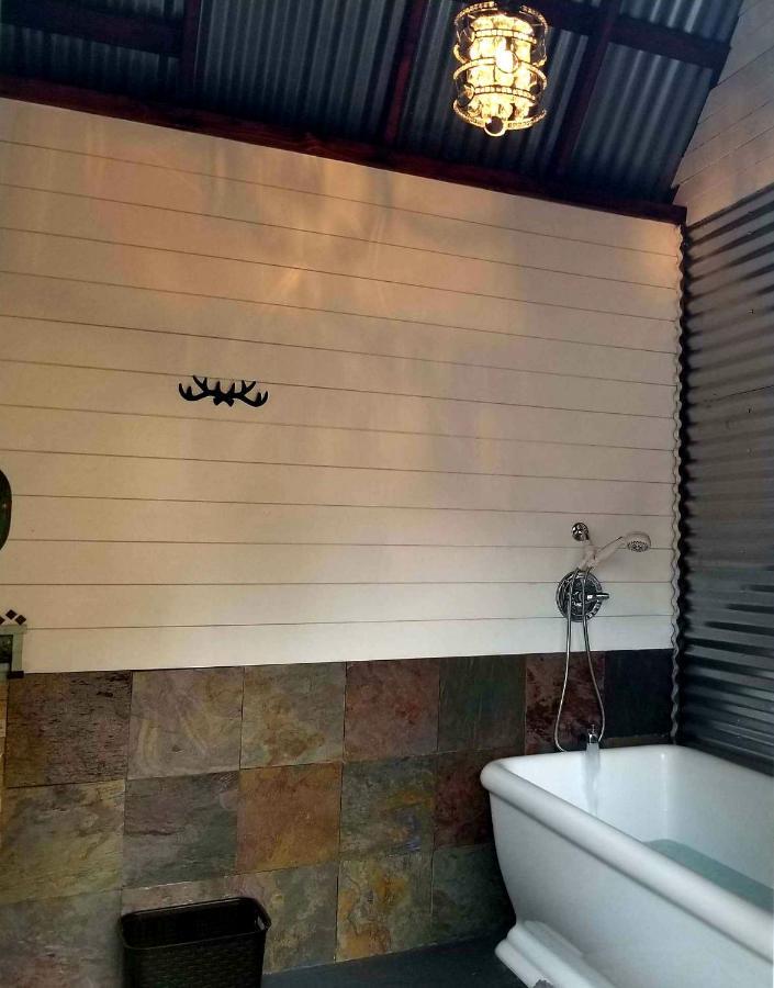 Sacred Mtn River Suites Kernville Esterno foto